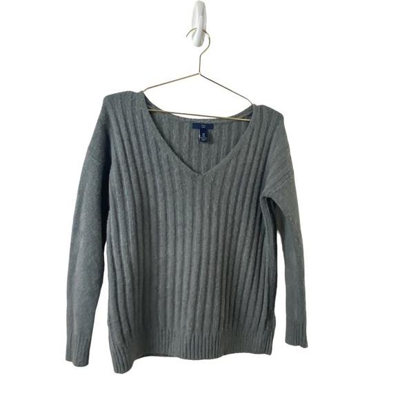 Gap Women Gray Sweater Sz S - Picture 1 of 10